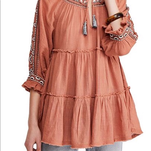 Gorgeous new Pre fall - Picture 3 of 3